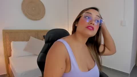 Snapshot of zoe_danae_ chatting on July 15, 12:21 pm Zoe online show from July 15, 12:21 pm