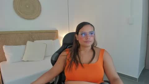 Snapshot of zoe_danae_ chatting on July 28, 12:23 pm Zoe online show from July 28, 12:23 pm