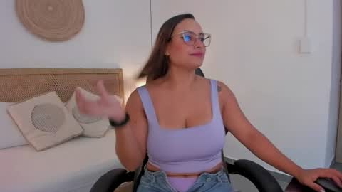 Snapshot of zoe_danae_ chatting on July 30, 12:15 pm Zoe online show from July 30, 12:15 pm