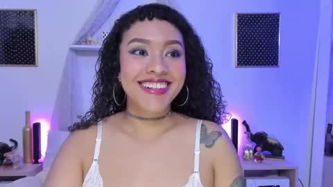 Zoe Gruber online show from October 5, 8:51 pm