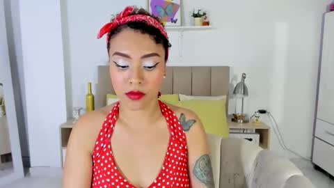 Zoe Gruber online show from May 5, 11:13 pm