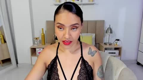 Zoe Gruber online show from July 9, 12:15 am