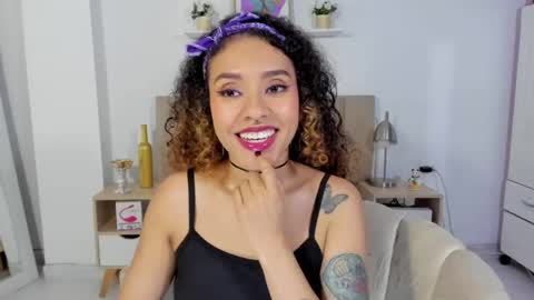 Zoe Gruber online show from July 23, 1:19 am
