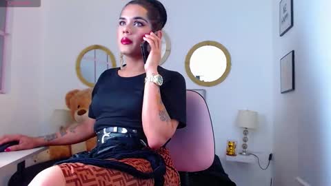 Snapshot of zoe_hecate chatting on October 26, 11:31 pm zoe_hecate online show from October 26, 11:31 pm