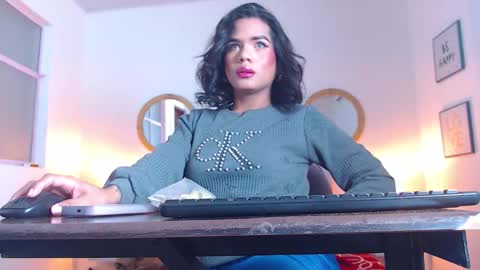 zoe_hecate online show from February 2, 10:58 am