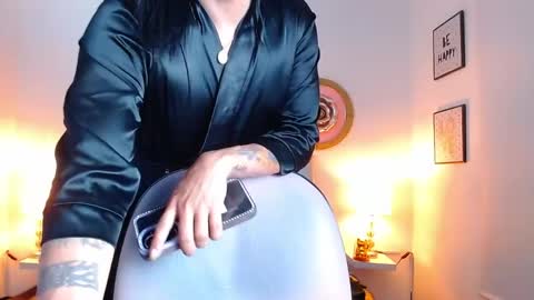 Snapshot of zoe_hecate chatting on May 15, 11:34 pm zoe_hecate online show from May 15, 11:34 pm