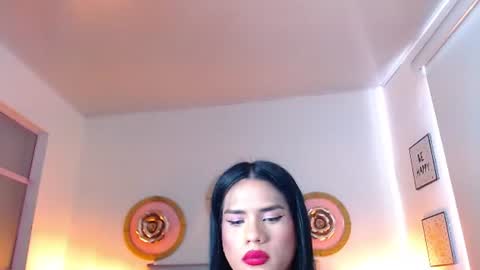 Snapshot of zoe_hecate chatting on June 16, 6:43 pm zoe_hecate online show from June 16, 6:43 pm