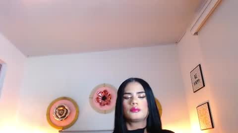 Snapshot of zoe_hecate chatting on June 26, 9:25 am zoe_hecate online show from June 26, 9:25 am