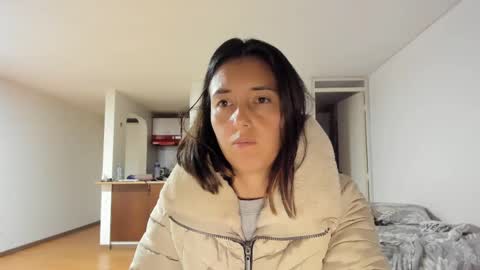 Snapshot of zoe_jeane_beker chatting on February 9, 4:36 am ZOE online show from February 9, 4:36 am