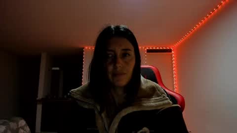 Snapshot of zoe_jeane_beker chatting on March 5, 11:49 pm ZOE online show from March 5, 11:49 pm