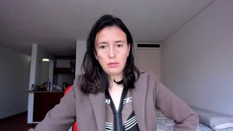 Snapshot of zoe_jeane_beker chatting on September 17, 10:33 pm ZOE online show from September 17, 10:33 pm