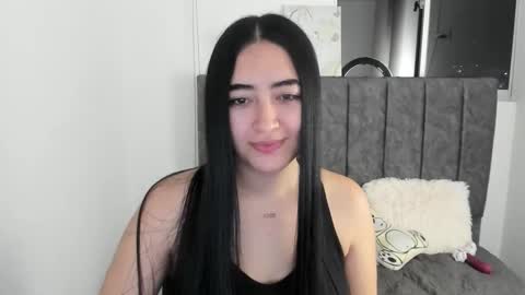 Snapshot of zoe_jones7 chatting on September 12, 4:12 am zoe_jones7 online show from September 12, 4:12 am