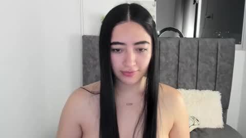 Snapshot of zoe_jones7 chatting on September 13, 3:28 am zoe_jones7 online show from September 13, 3:28 am