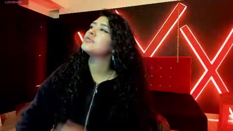 Snapshot of zoe_lara_34 chatting on July 18, 3:00 am zoe online show from July 18, 3:00 am