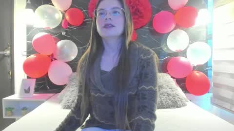 Zoe online show from February 20, 11:43 am