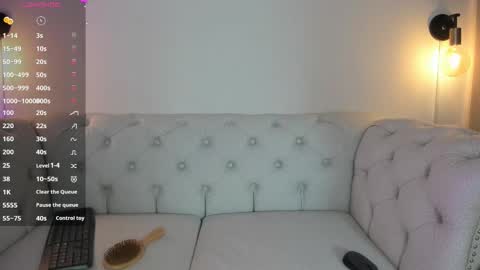 Zoe  online show from November 15, 7:32 pm