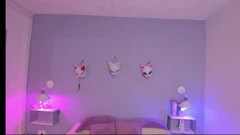 Snapshot of zoe_lynch_ chatting on October 17, 11:35 am Zoe Lynch online show from October 17, 11:35 am