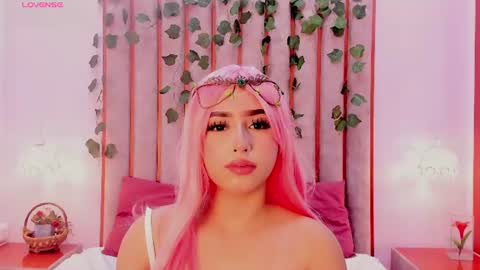 Snapshot of zoe_monrow chatting on July 25, 12:03 pm Zoe Monrow online show from July 25, 12:03 pm