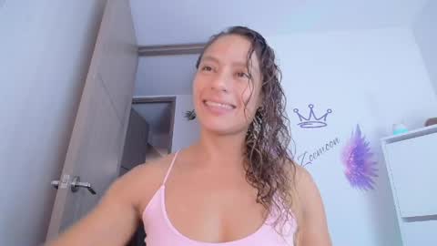 zoe online show from May 5, 10:40 pm