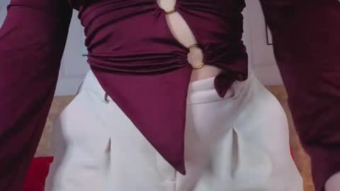 Snapshot of zoe_moon__ chatting on June 4, 11:38 am zoe_moon__ online show from June 4, 11:38 am