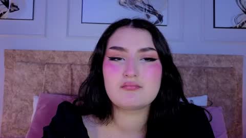 zoe_moon__ online show from July 12, 1:02 pm