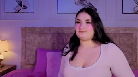 zoe_moon__ online show from July 15, 12:54 pm