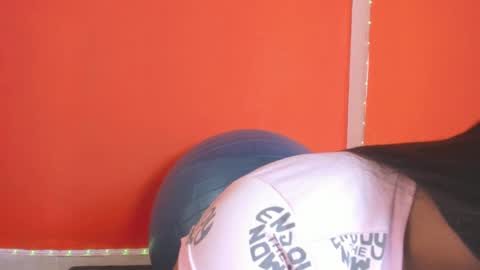 Zoe online show from February 8, 1:11 am