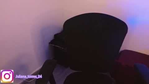 Snapshot of zoe_sexy69 chatting on January 21, 11:13 pm ZOE online show from January 21, 11:13 pm