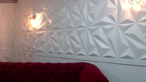 Snapshot of zoe_silver1 chatting on November 12, 3:56 pm Zoe online show from November 12, 3:56 pm