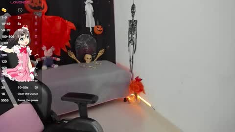 zoe_sullivan_ online show from October 22, 9:42 am