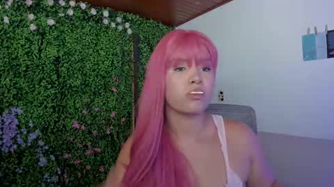 Snapshot of zoe_wattson chatting on November 15, 2:20 am Zoe online show from November 15, 2:20 am