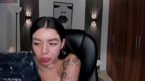Snapshot of zoee_jackson chatting on July 9, 6:45 pm zoee jackson online show from July 9, 6:45 pm