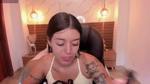 Snapshot of zoee_jackson chatting on July 17, 7:08 pm zoee jackson online show from July 17, 7:08 pm