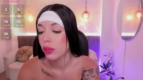 Snapshot of zoee_jackson chatting on July 30, 6:51 pm zoee jackson online show from July 30, 6:51 pm