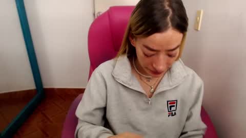 zoe online show from July 24, 3:26 am