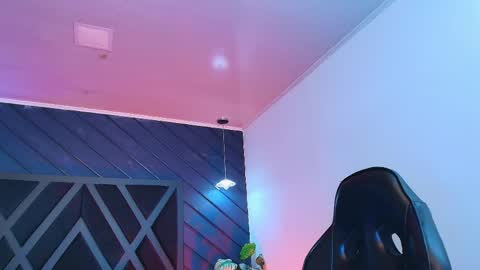 Zoe 3 online show from April 25, 5:54 pm