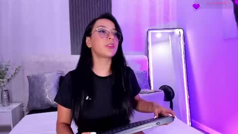 Zoe 3 online show from July 30, 6:07 pm