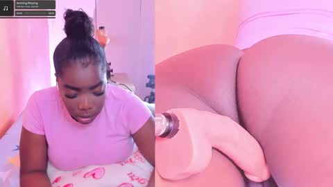 Snapshot of zoeethompson_cm chatting on June 9, 11:22 am online show from June 9, 11:22 am