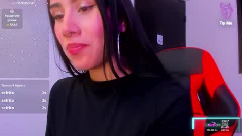 Snapshot of zoegp chatting on July 18, 5:00 am Laura online show from July 18, 5:00 am