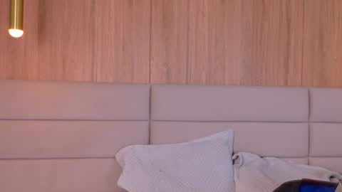 Zoe online show from June 13, 11:08 am
