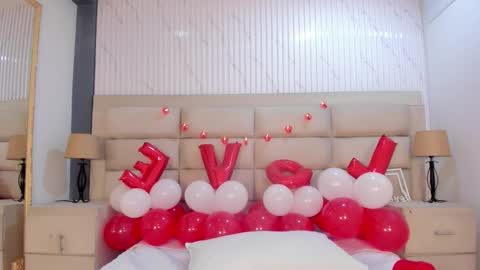 Zoeh online show from February 14, 5:26 am