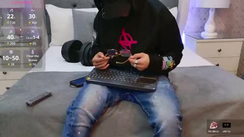 Zoe Krug online show from December 22, 7:22 pm