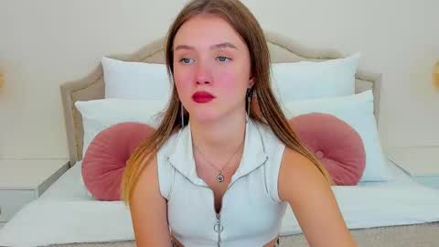 Zoe online show from November 24, 1:22 pm