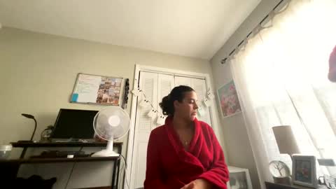 LovelyLatin25 online show from October 19, 1:34 pm