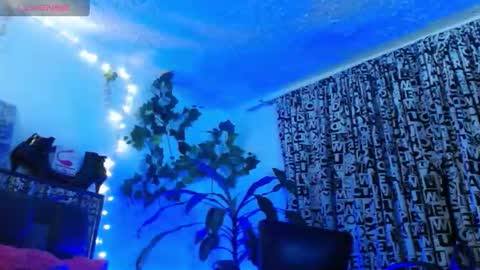 zoemi online show from January 11, 4:27 am