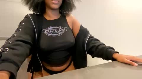 Zoe online show from May 29, 8:45 am