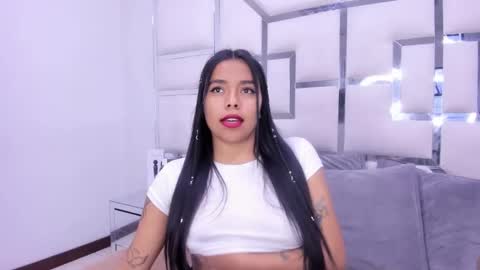 ZoeSwam online show from January 26, 6:48 pm