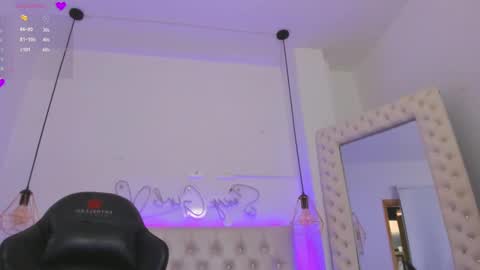 zoeth_ruiz online show from January 16, 6:27 pm