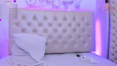 zoeth_ruiz online show from January 17, 3:11 pm