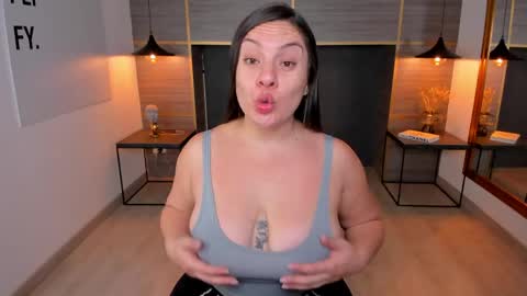 ZOE online show from April 30, 3:40 pm